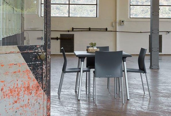 Miniatura: Mesa bares y terrazas