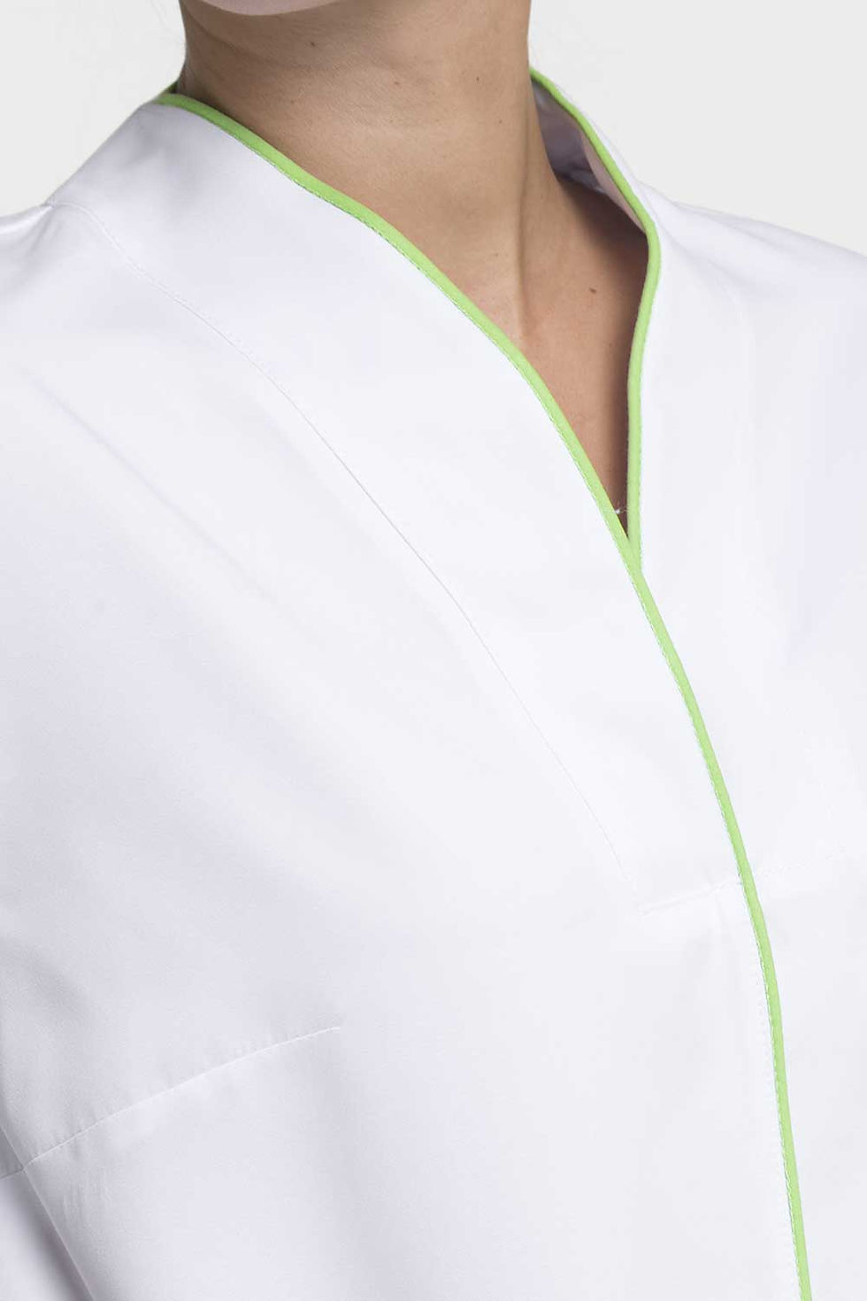 Casaca mujer Forli 100% microfibra. Blanco/pistacho