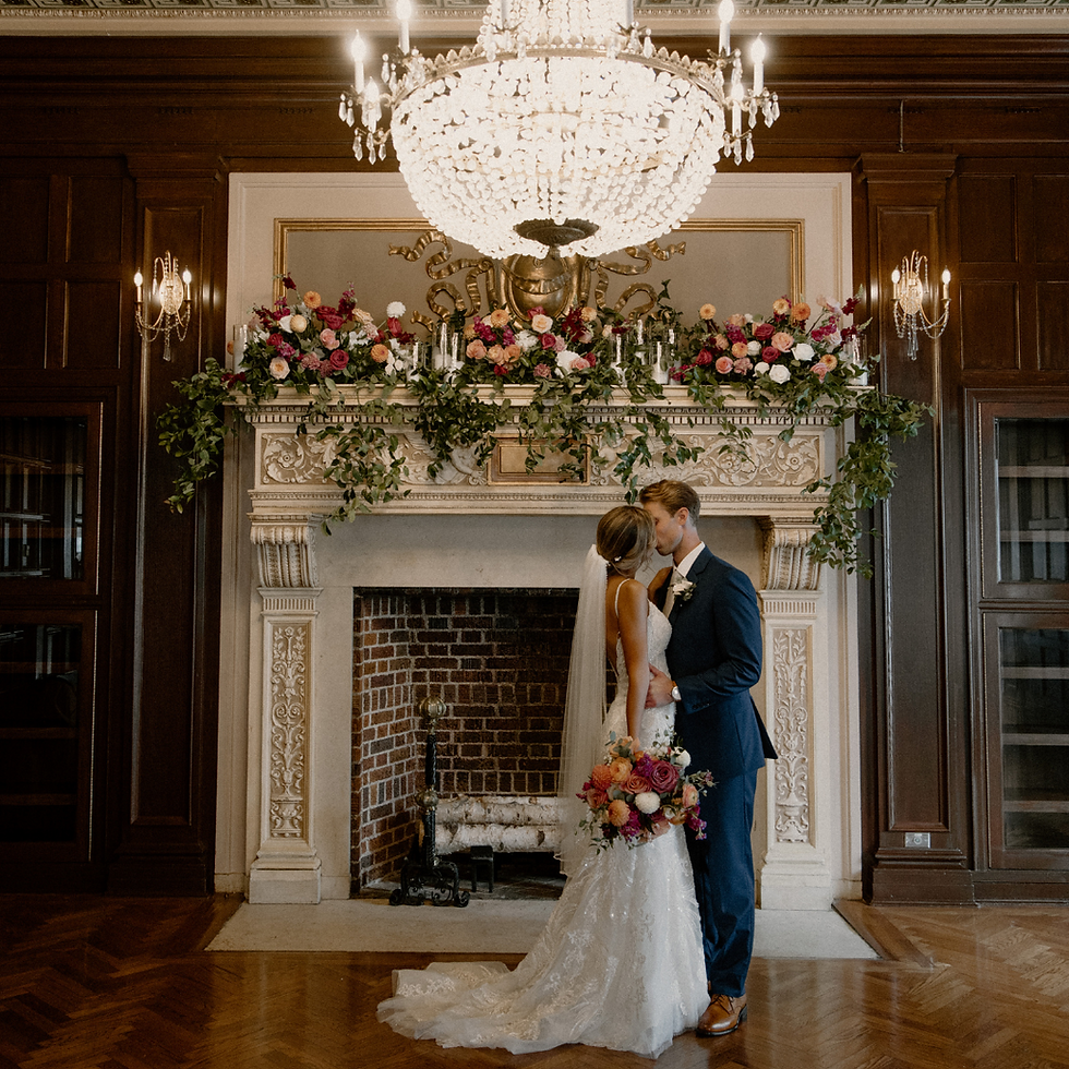 The Athletic Club Of Columbus Hosts Vibrant Greek Orthodox Wedding
