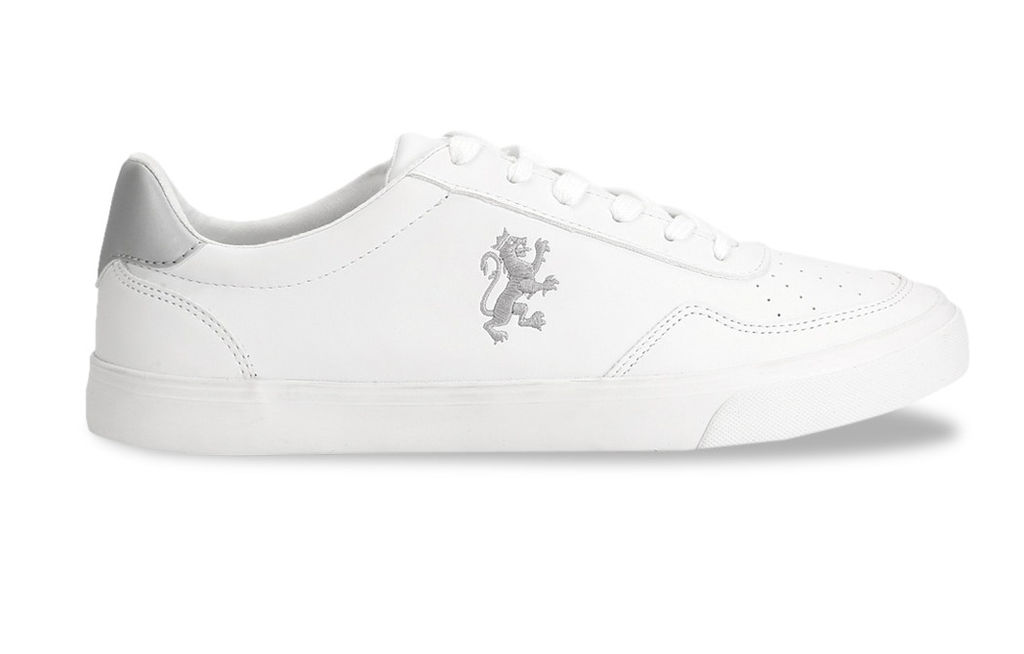 red tape white casual shoes