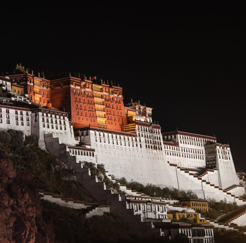 Focuses on Tibetan culture, starting in Shangri-La  and moving to Lhasa, blending natural beauty with deep spiritual experiences. 