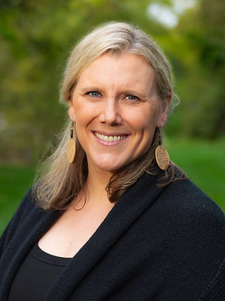 20251010-Molly Castrejon_QUEST-26-Edit_edited.jpg