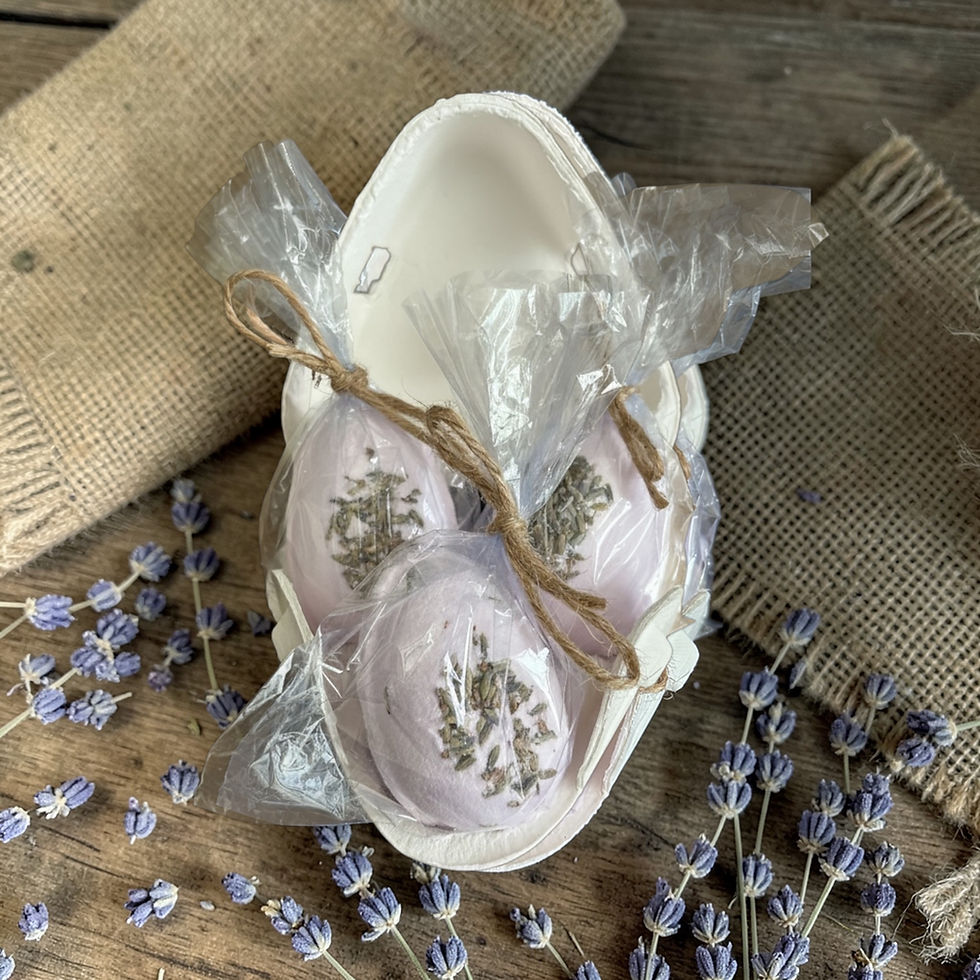 Thumbnail: LAVENDER EGG BATH BOMB