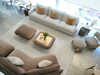 Sofá retrátil alto padrão da loja Zig-Zag Móveis em Porto Alegre, RS