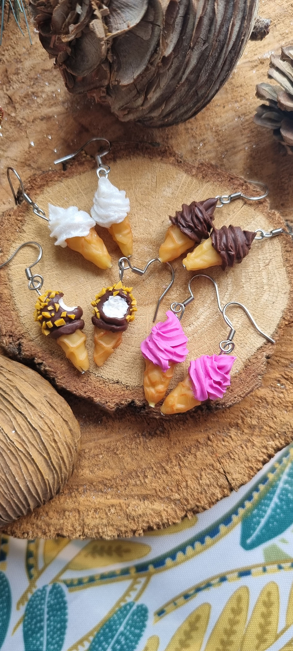 Miniature : Boucles d’Oreilles Glace Fraise – Bijou Gourmand Fait Main Été