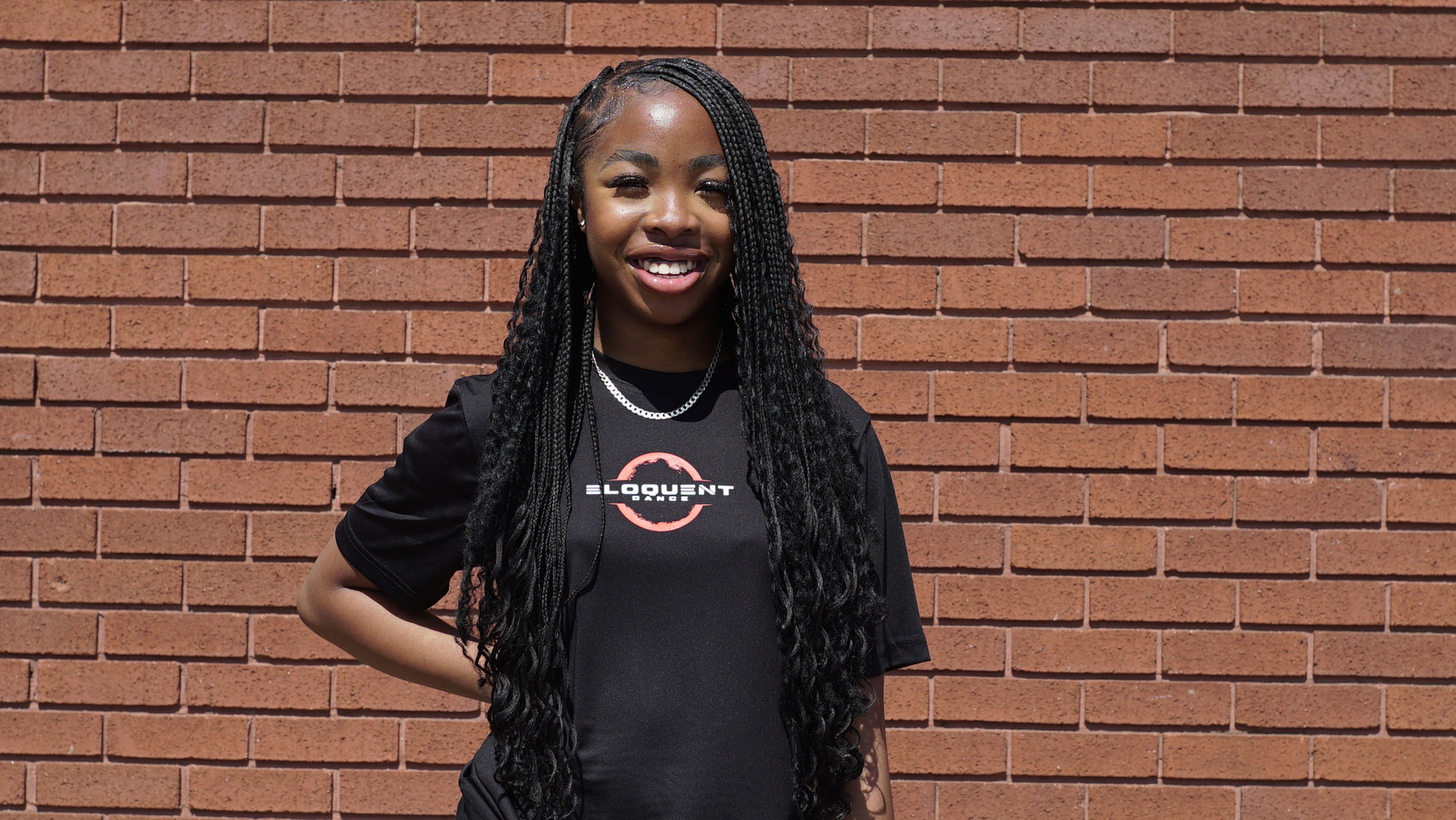 ELOQUENT BLACK T-SHIRT