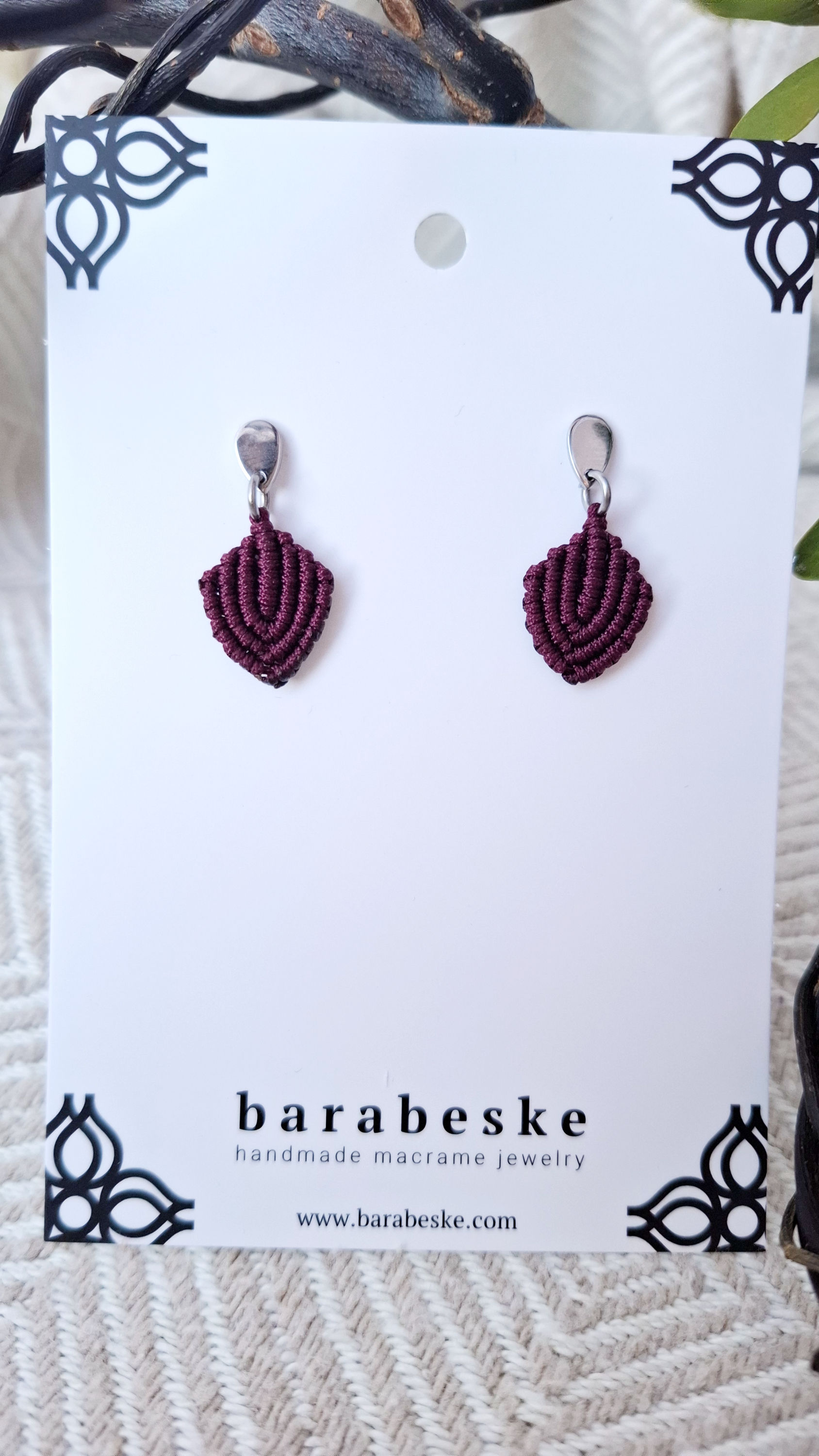 Ohrringe "Arrow-Aubergine"