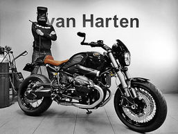 BMW R NINE T