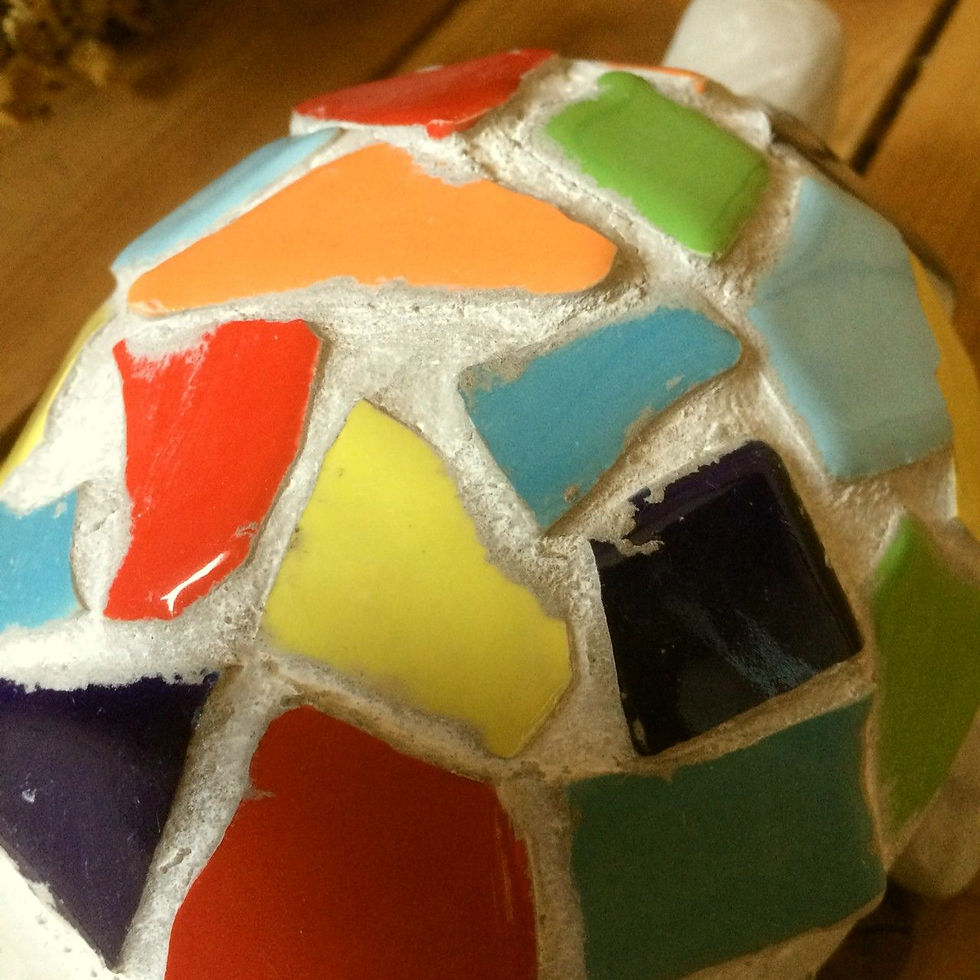 サムネイル： モザイクタイルのガーデンオブジェ タートル