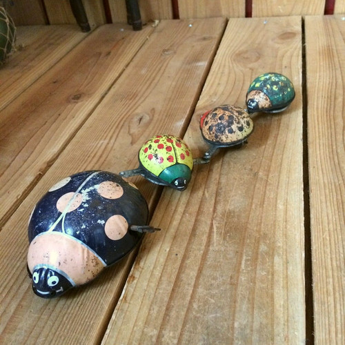 ≫1950'sヴィンテージ*ブリキ ゼンマイ てんとう虫の親子