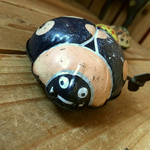 1950'sヴィンテージ*古いブリキ ゼンマイ てんとう虫の親子*昔おもちゃ ≫1950'sヴィンテージ*ブリキ ゼンマイ てんとう虫の親子