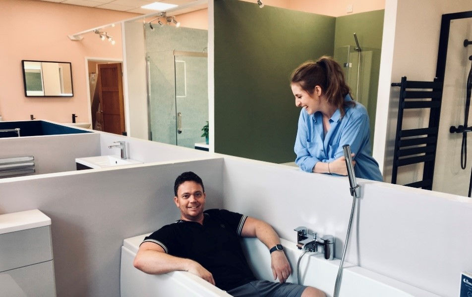 COMPANY BRINGS STYLISH BATHROOM SUITES TO GAINSBOROUGH WITH NEW