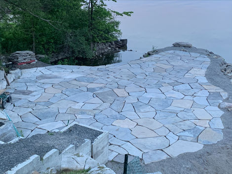 Stone oasis