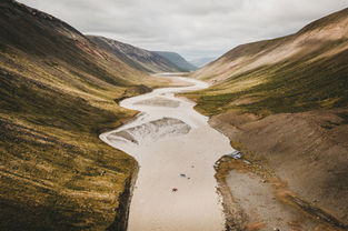 The Icelandic Rescue Team training in Whitewater with Viking Rafting.
