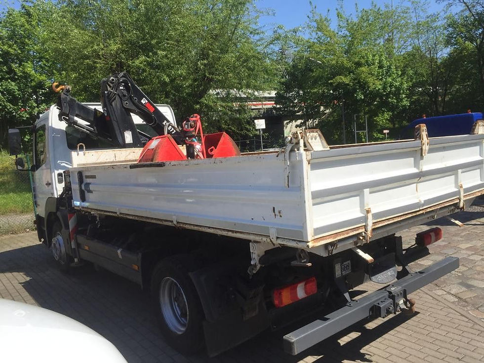 Thumbnail: Mercedes 1224 de 2017