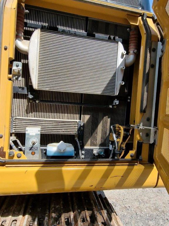 Thumbnail: 2016 Caterpillar 330F LN