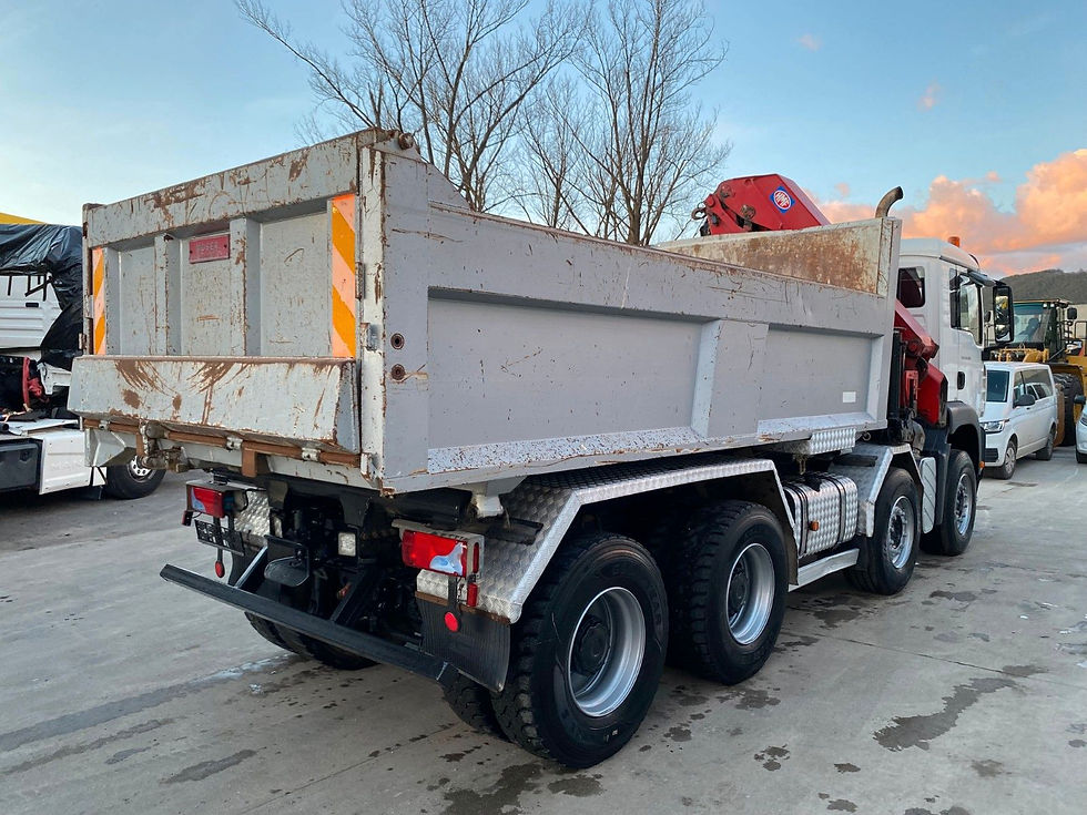 Thumbnail: Camion grue MAN TGA 41.430 8x4 de 2006