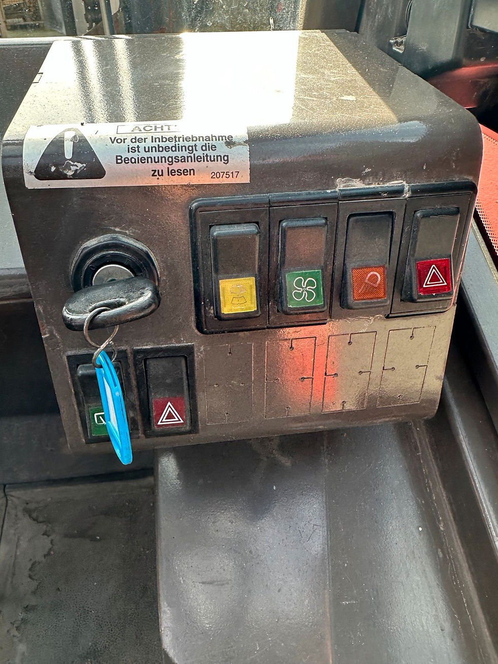 Thumbnail: Manitou MC50 de 2000