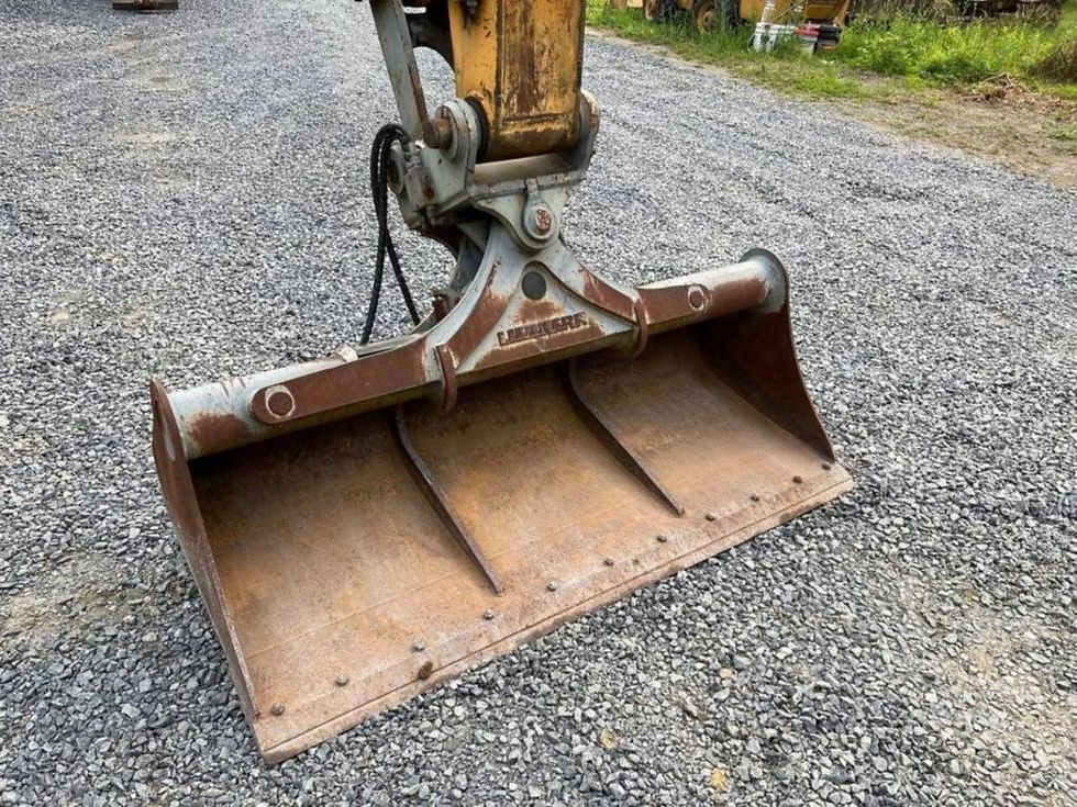 Thumbnail: Liebherr wheel excavator A904