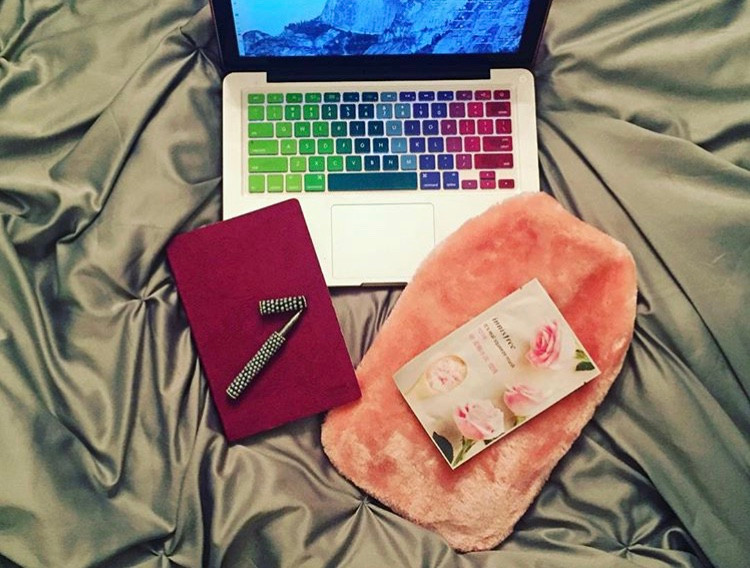 Laptop notebook pen packing