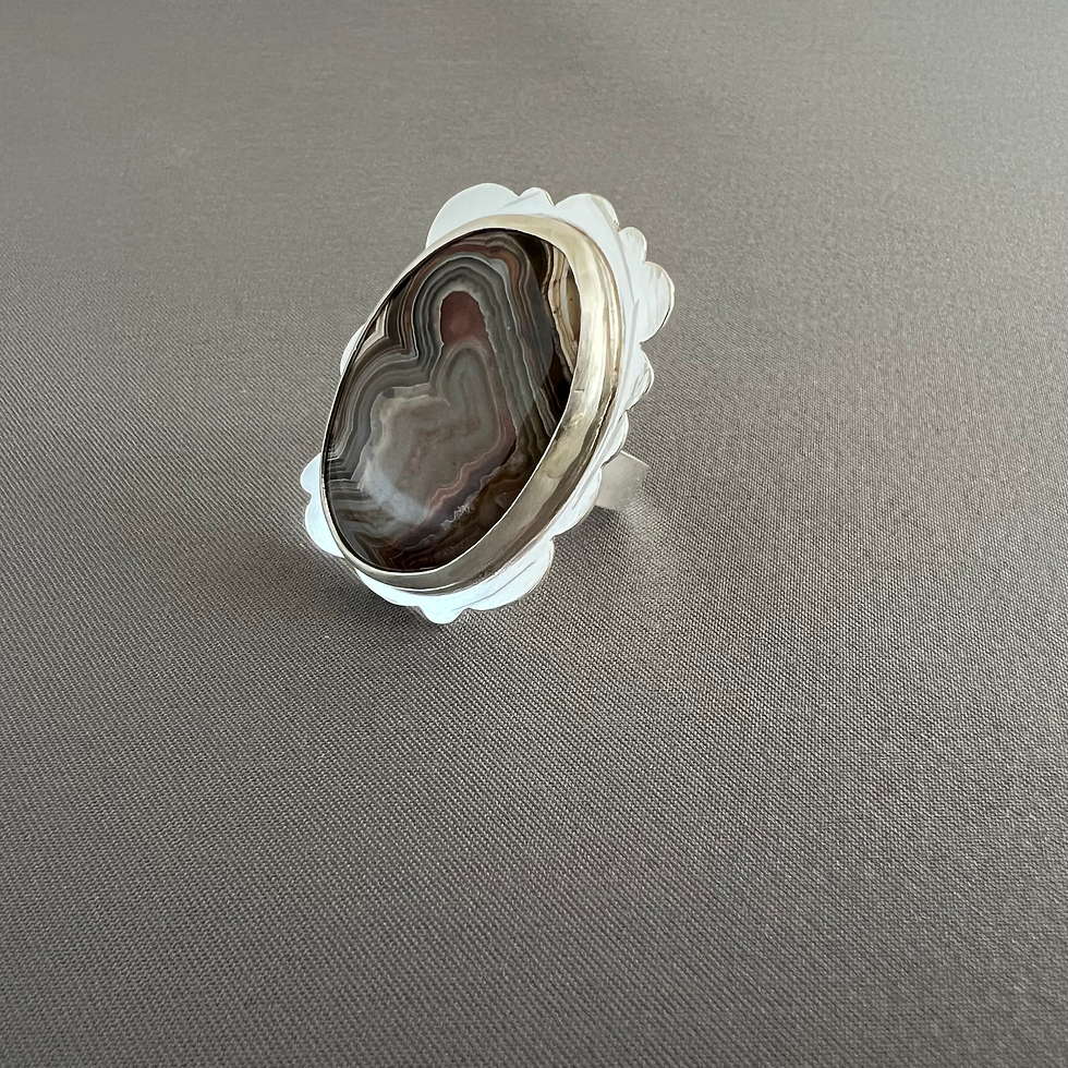 Thumbnail: Bezel Crazy Lace Agate Ring A Day 2025 132/365 Lace