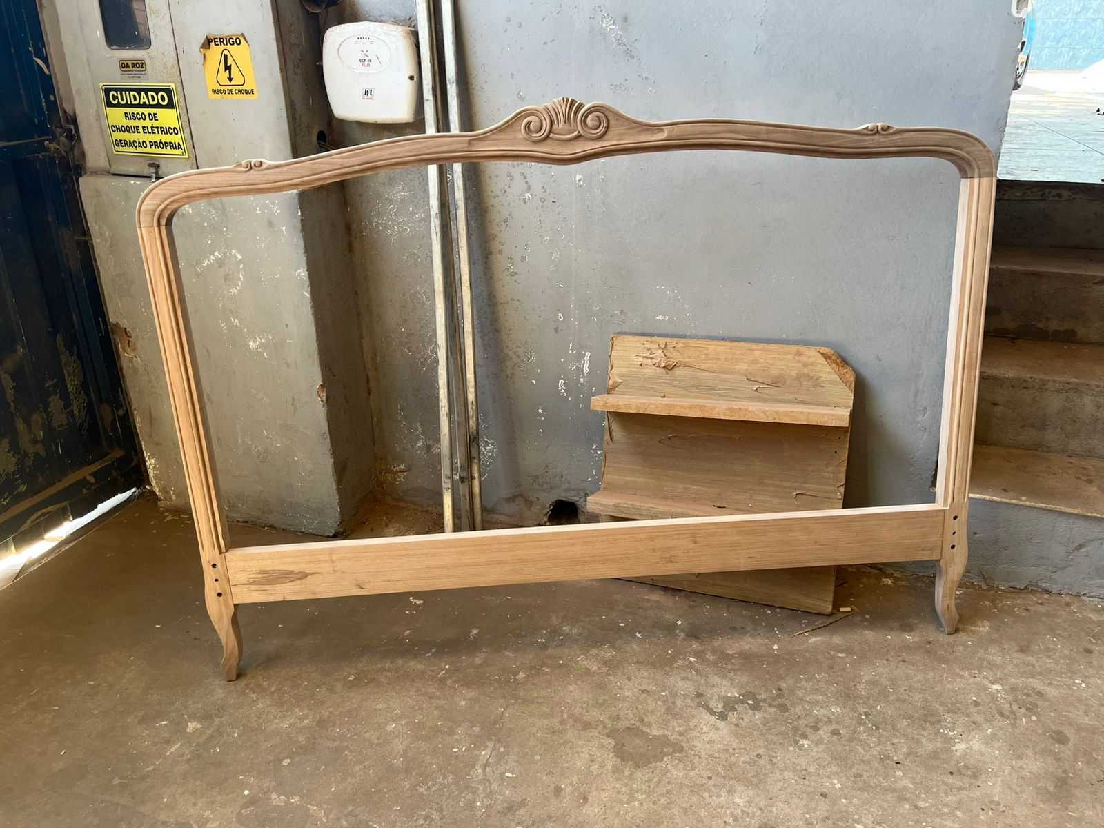 ESTRUTURA CAEBCEIRA GIULY