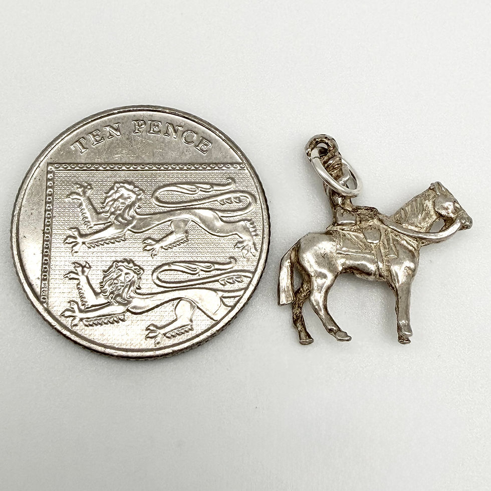 Thumbnail: Vintage 925 Sterling Silver Queen Elizabeth On Horseback Charm 
