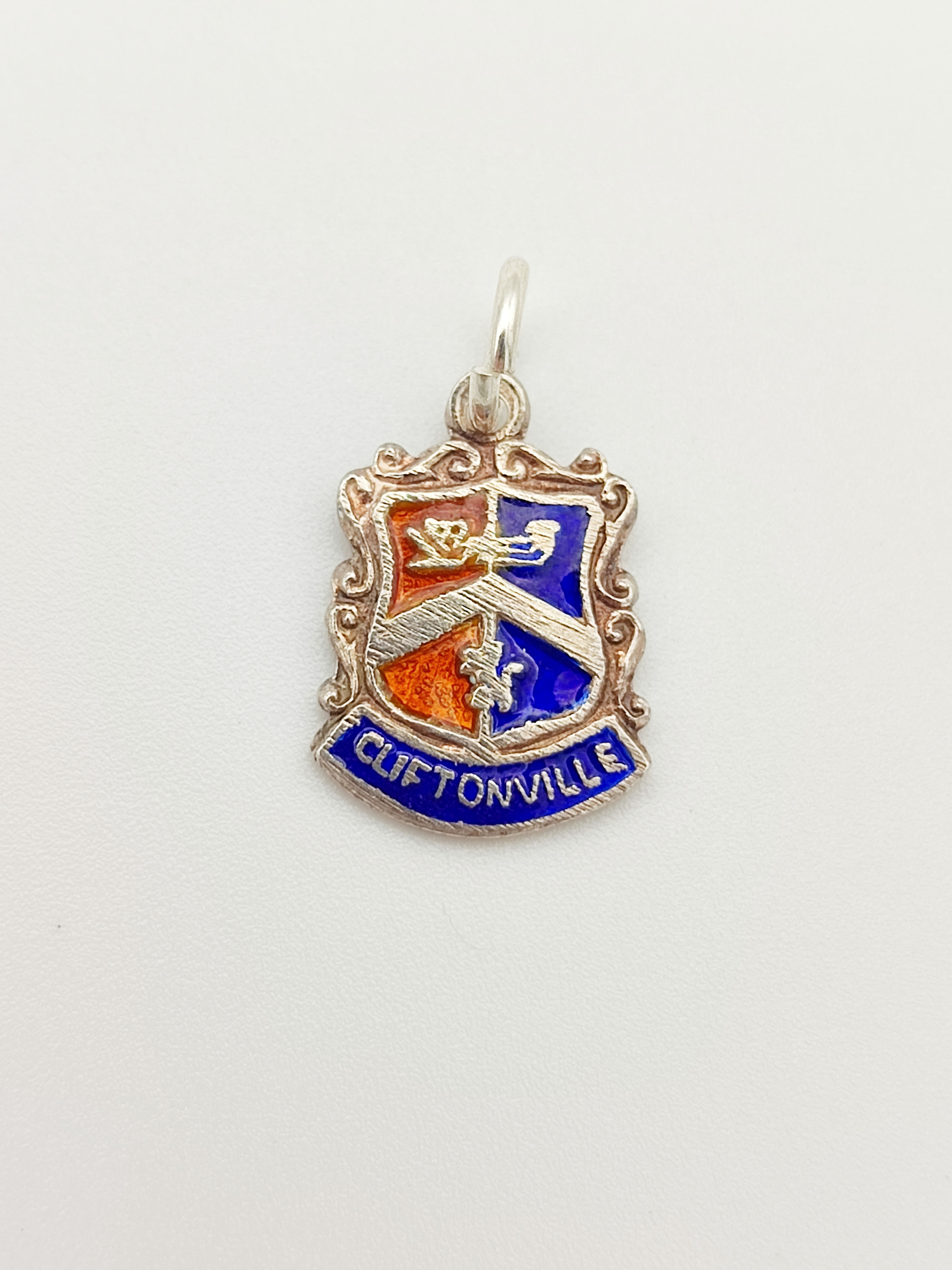 Vintage 925 Sterling Silver Cliftonville Travel Charm.
