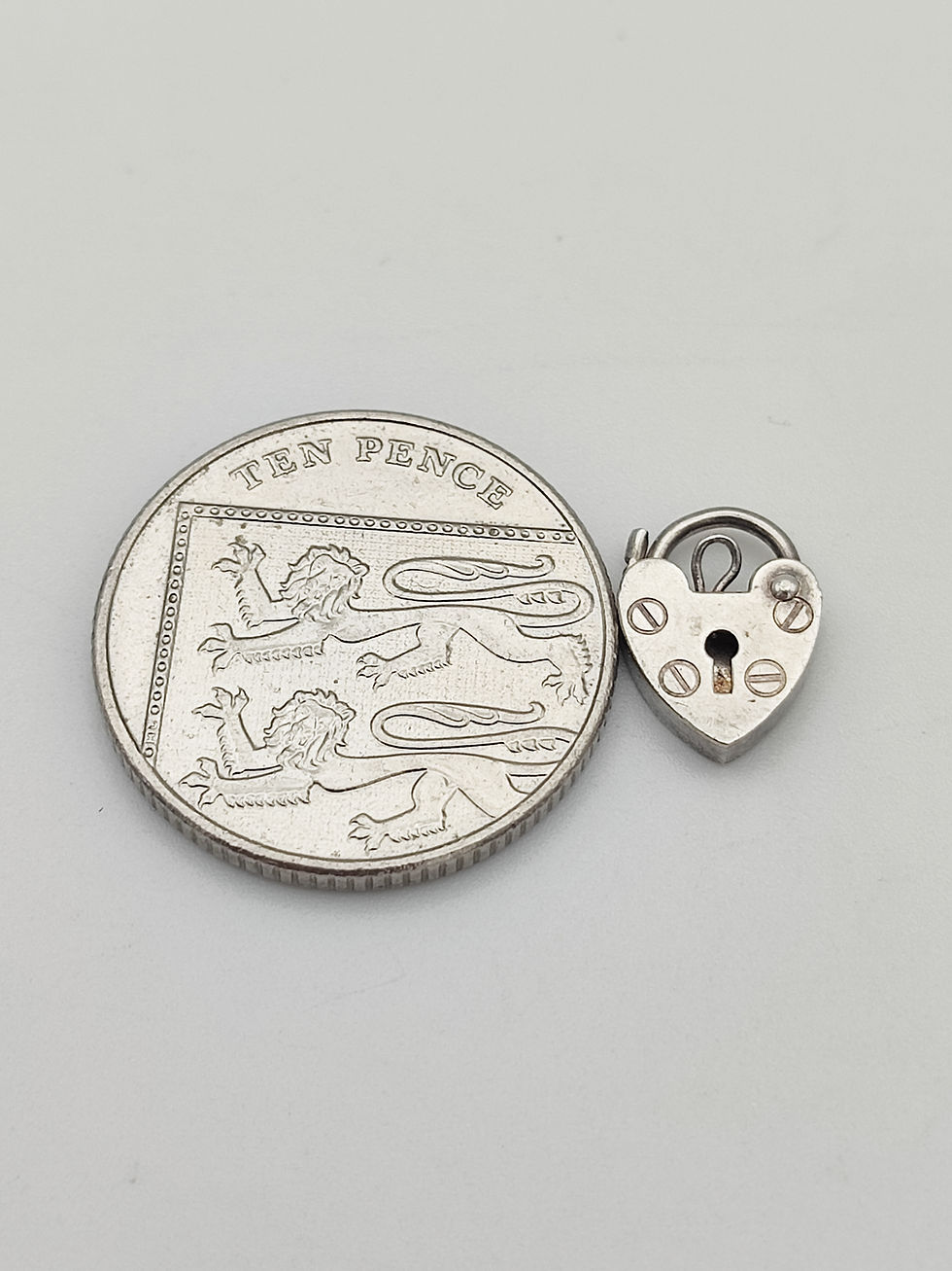 Thumbnail: Vintage 925 Sterling Silver Padlock Charm 
