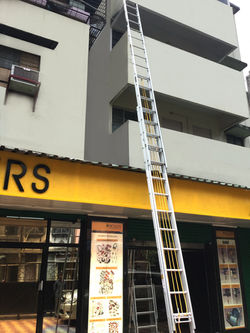 Triple section Wall Extension ladder fully extended