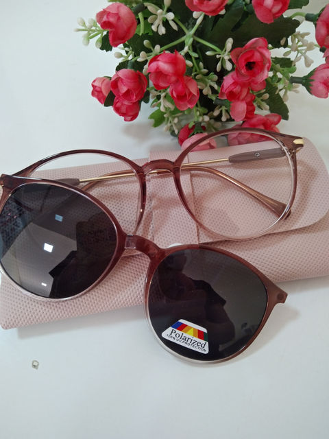 óculos redondo marrom transparente feminino.