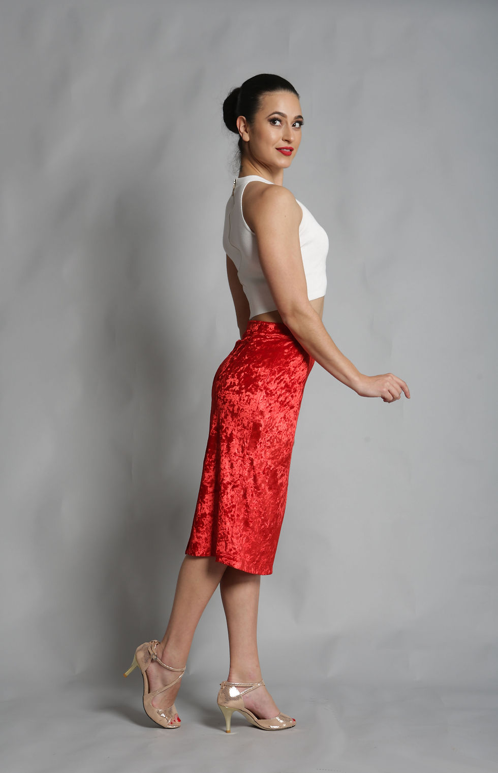 Thumbnail: Tango Moment Velvet Pencil Skirt Red