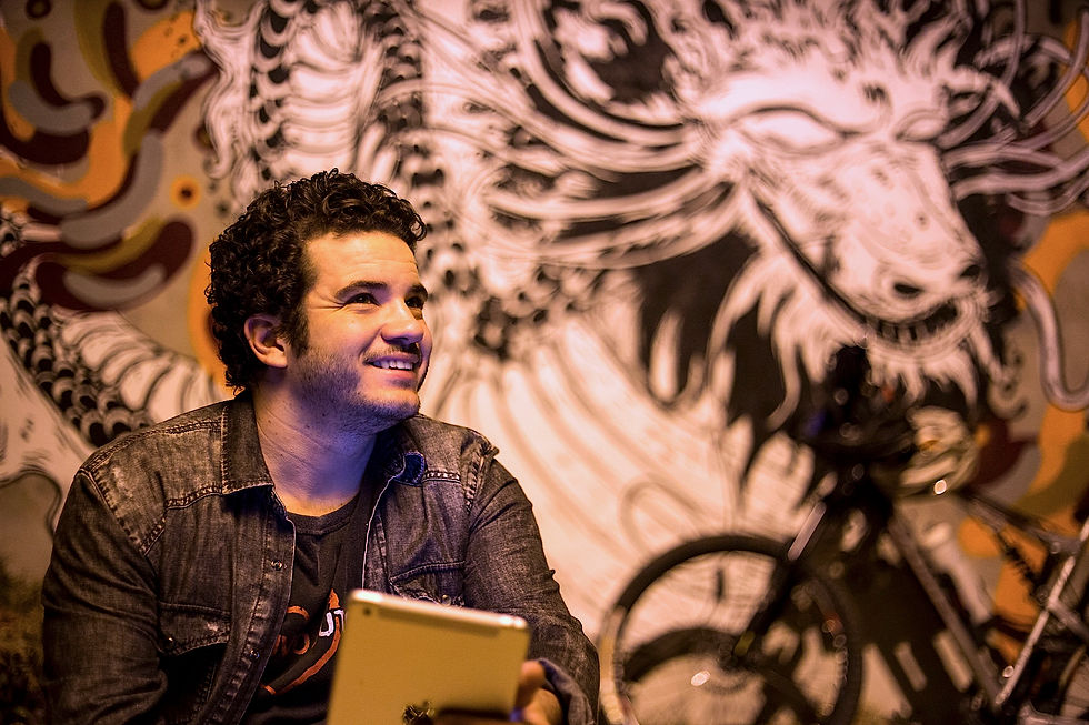Lucas (Thiago Mendonça)
