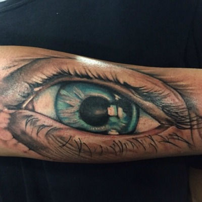 eye tattoo
