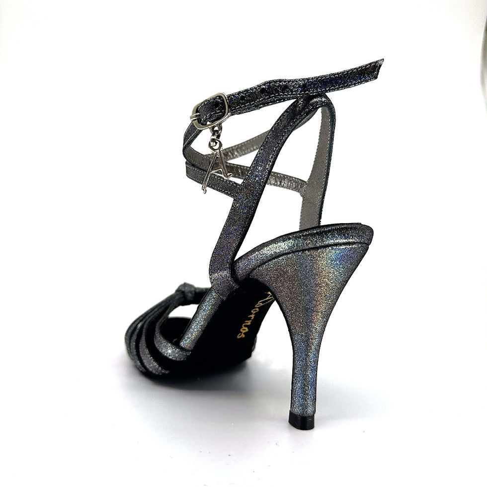Thumbnail: Dark Silver Glitter Knot OB