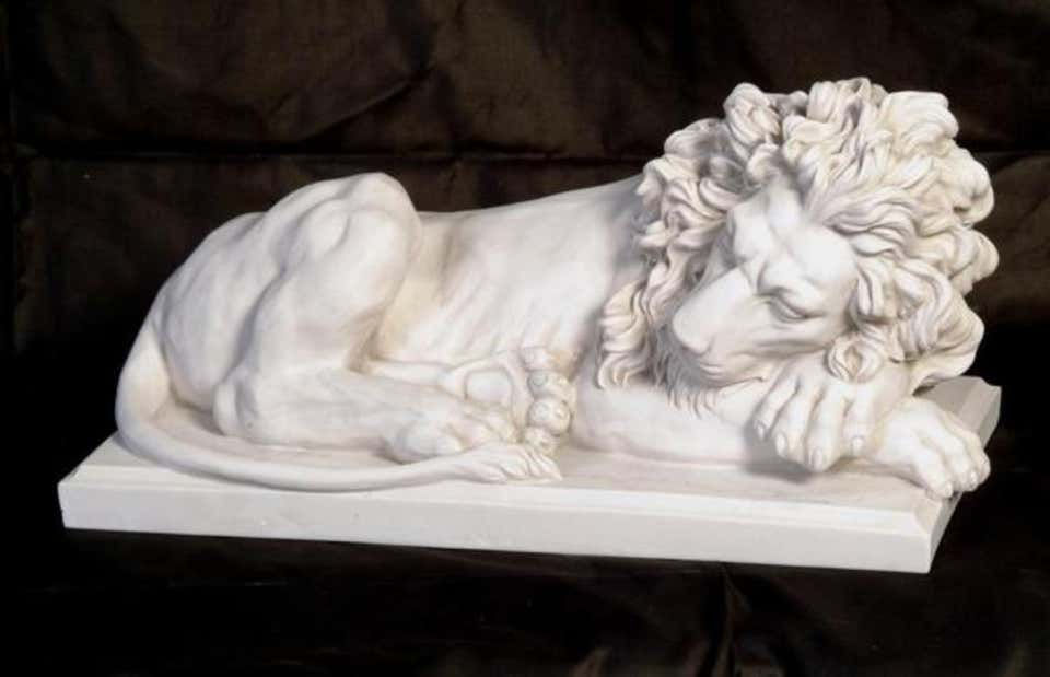 Thumbnail: Large Marble Lions Statue in Pair, 20th Century