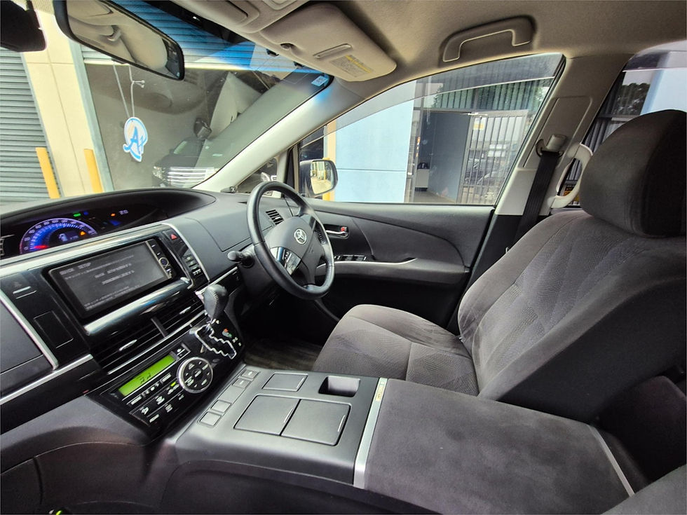 Thumbnail: SOLD! 2013 Toyota Estima Hybrid