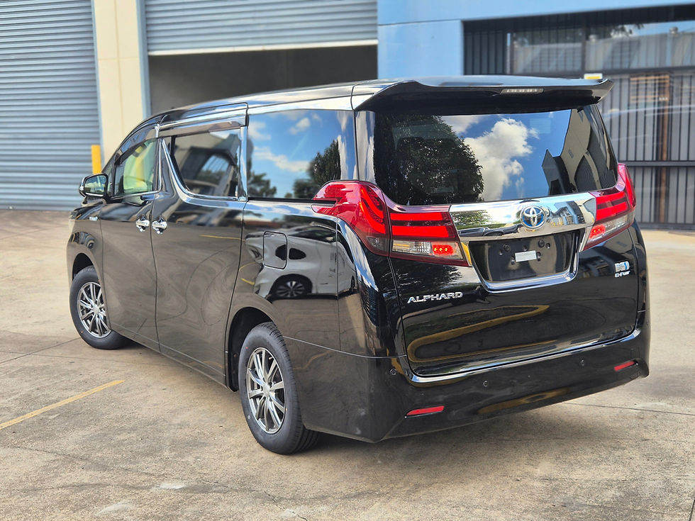 Thumbnail: 2016 Toyota Alphard Hybrid X