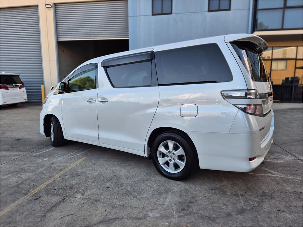 Thumbnail: 2012 Toyota Vellfire
