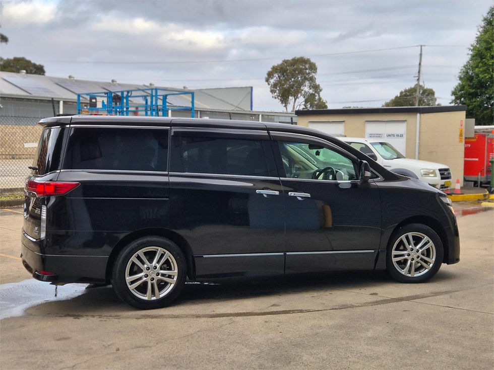 Thumbnail: 2012 Nissan Elgrand