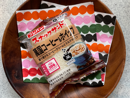 萬国コーヒー&ホイップ味を頂きました!