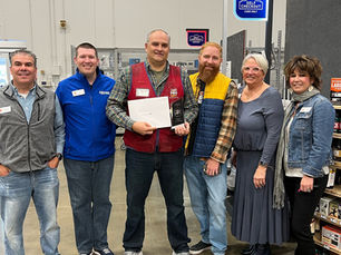 Steve Wade with Lowe's on Dirksen Receives the WOW Award!