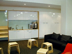 meeting_room2.jpg