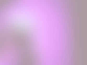 Bild von Lia Lumière, ein Herz ist auf sie projiziert