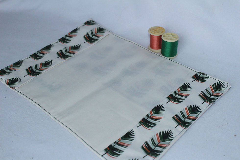 Miniature : Protège carnet de Santé brodé
