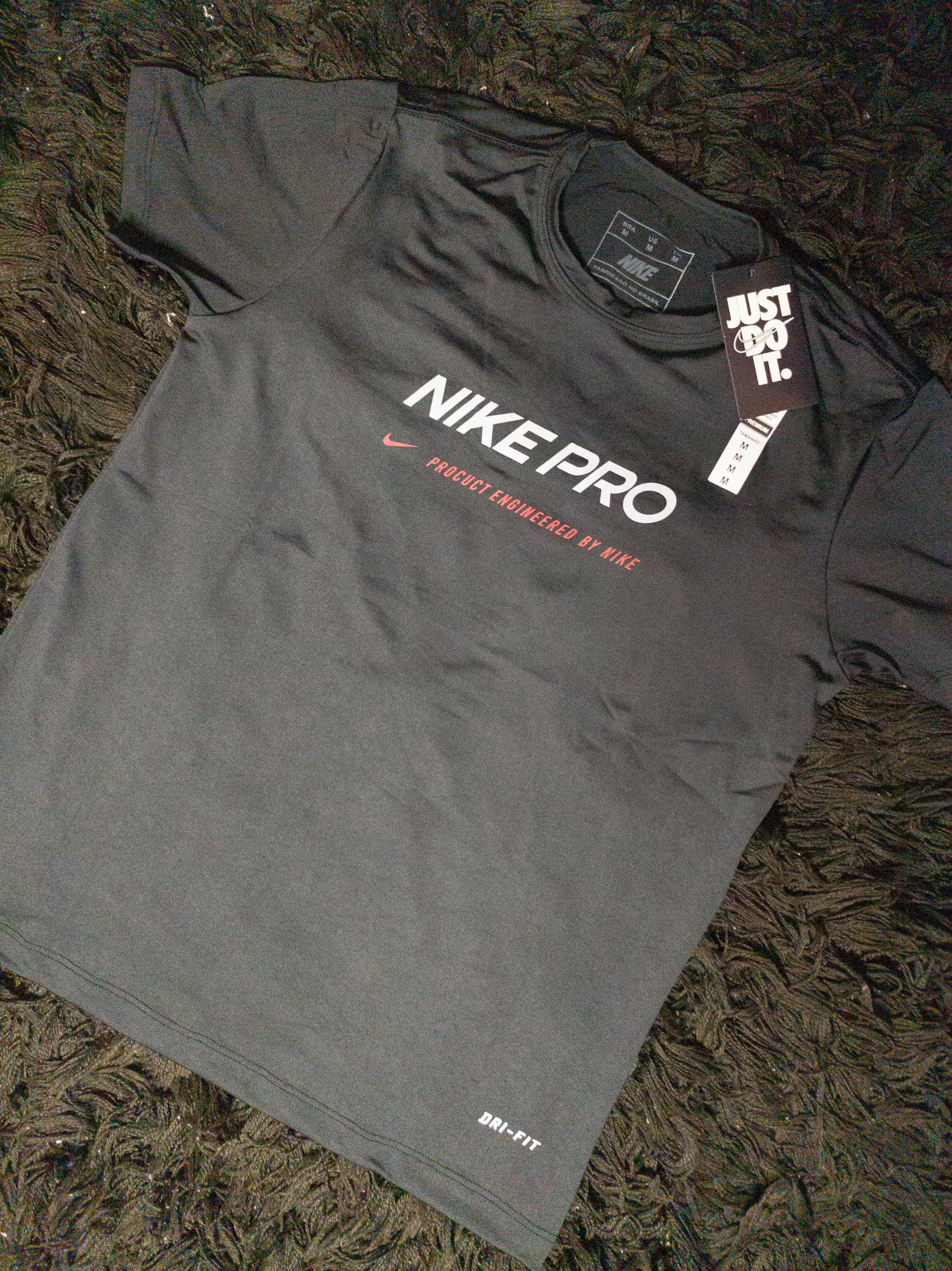 Camisa Dry fit- Nike pro preta