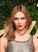 Чей образ на премии «British Fashion Awards» в Лондоне вам больше нравится:Карли Клосс1,Кейт Бекинсэ