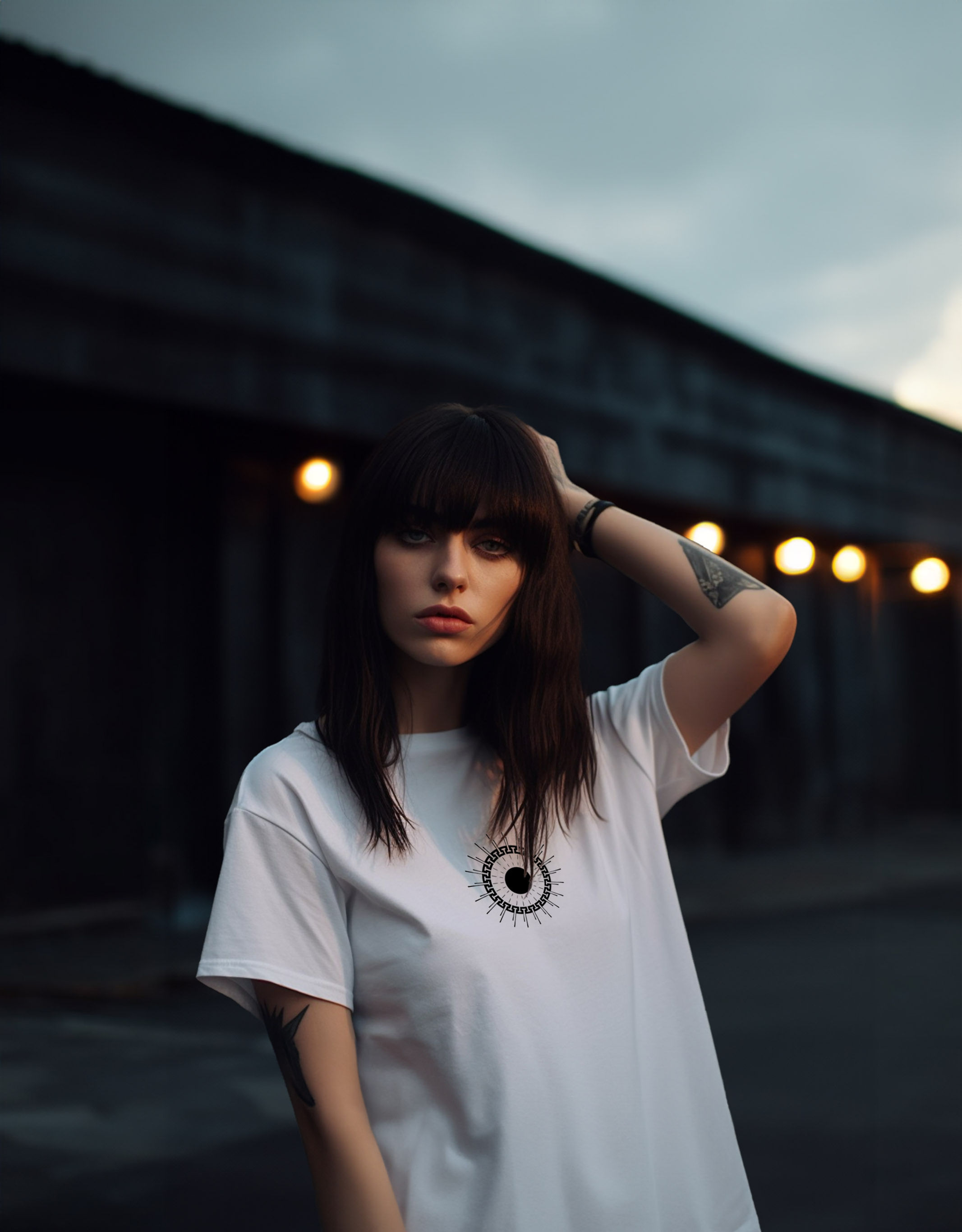 Medusa tasarımlı tişört