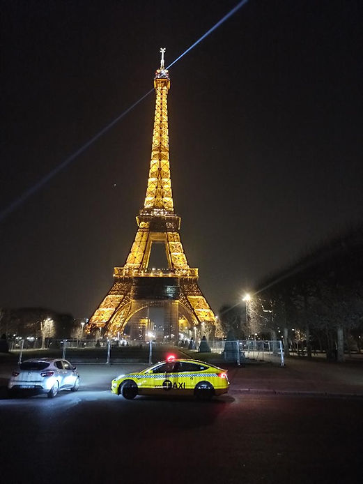 Taxi Rouen # Eco # Tour Eiffel nuit.jpg