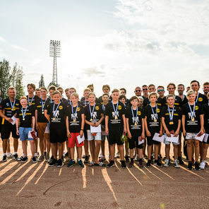 KPL:n leirijoukkueet palkittiin KPL-ViVe-ottelussa